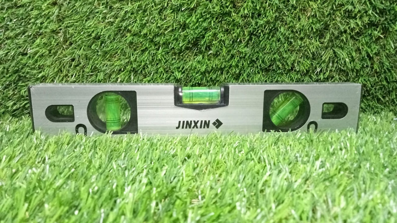 Aluminum alloy metric ruler with magnetic feature Aluminum alloy metric ruler with magnetic feature